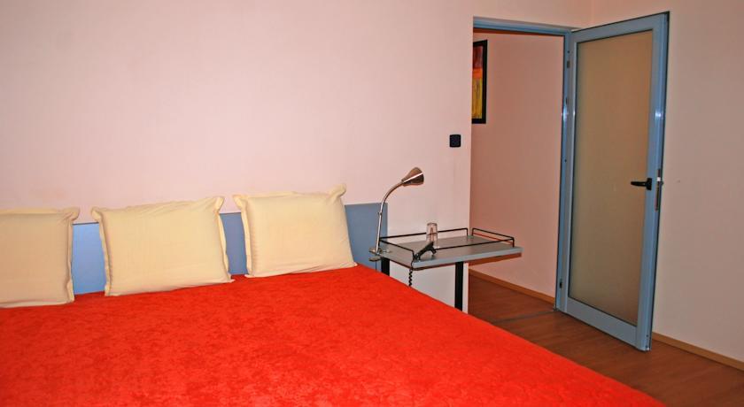 Atm Center Hotel Sofia Bagian luar foto