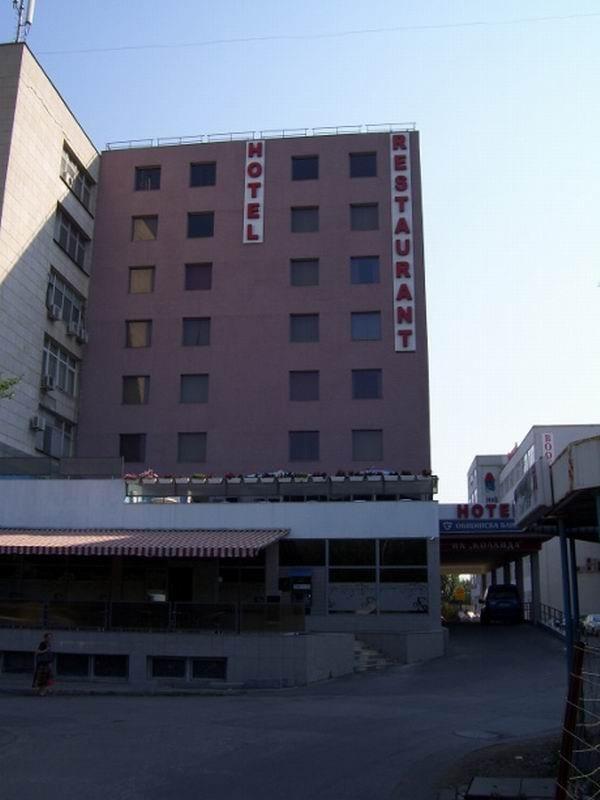 Atm Center Hotel Sofia Bagian luar foto