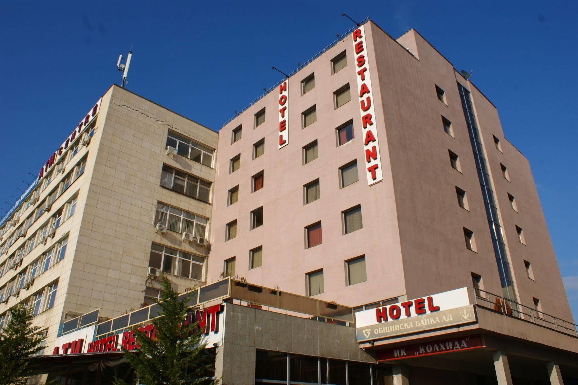 Atm Center Hotel Sofia Bagian luar foto