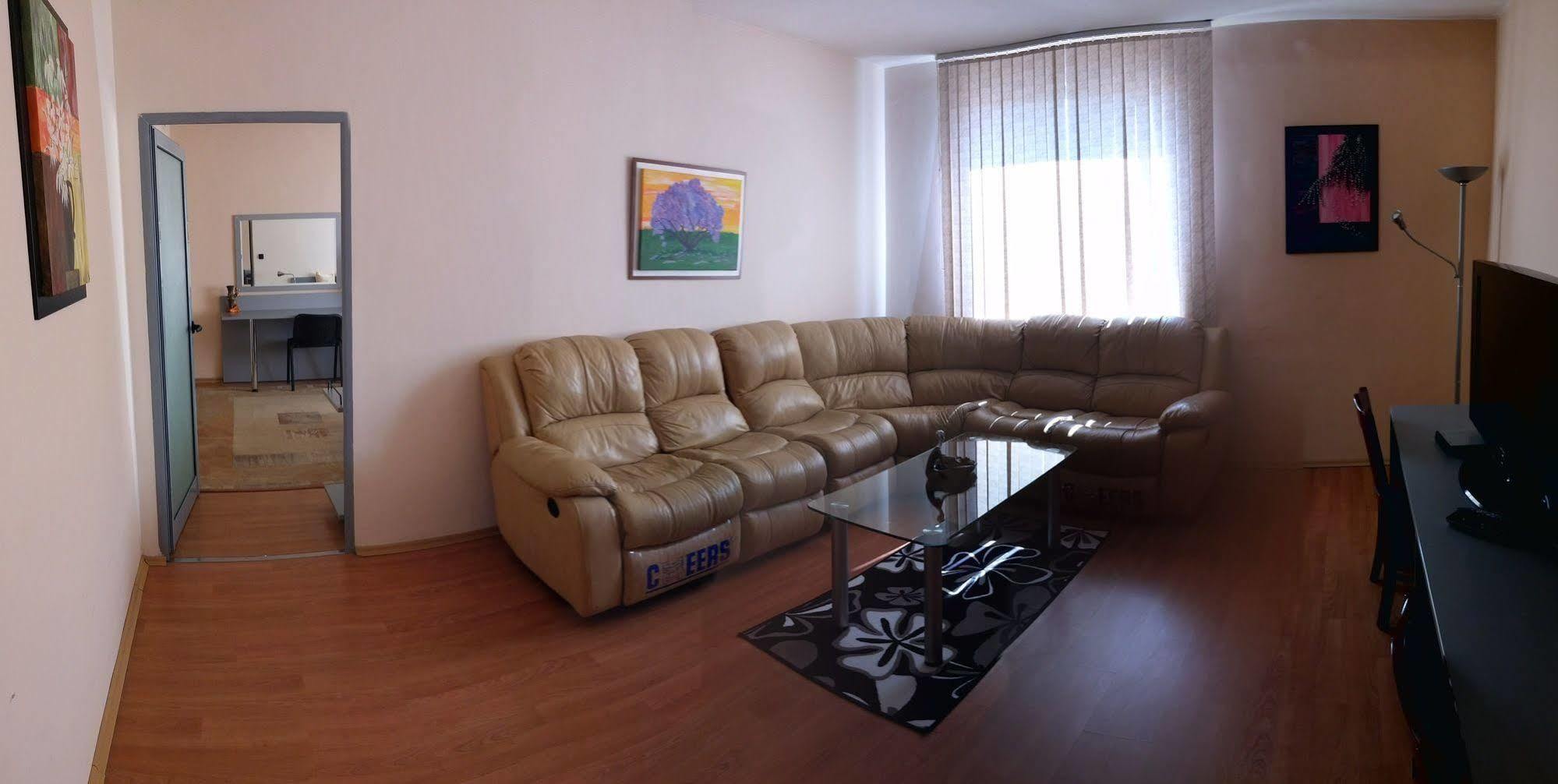 Atm Center Hotel Sofia Bagian luar foto